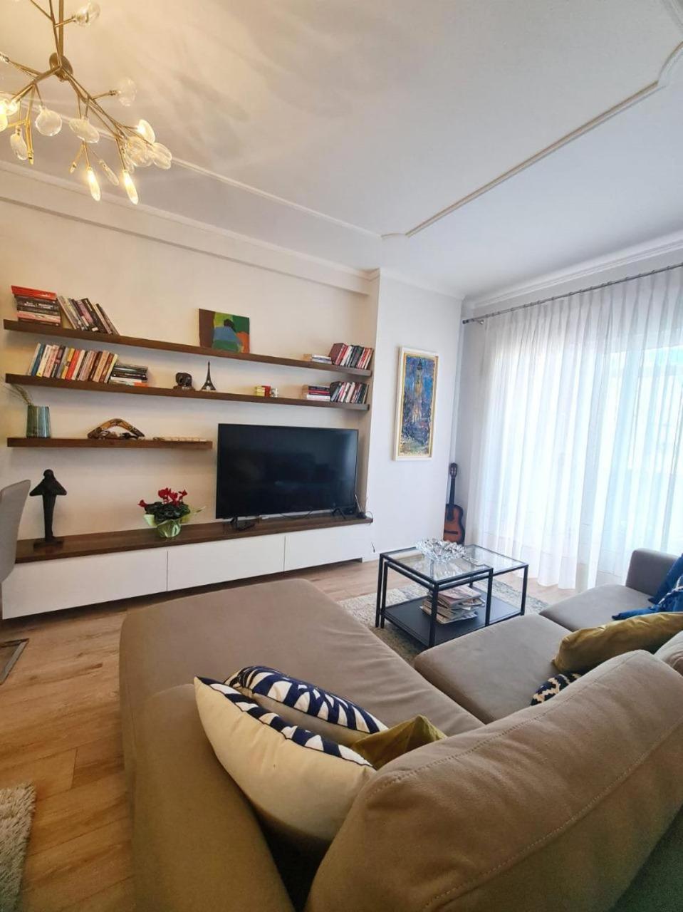 Apartment At Hana's Center *
