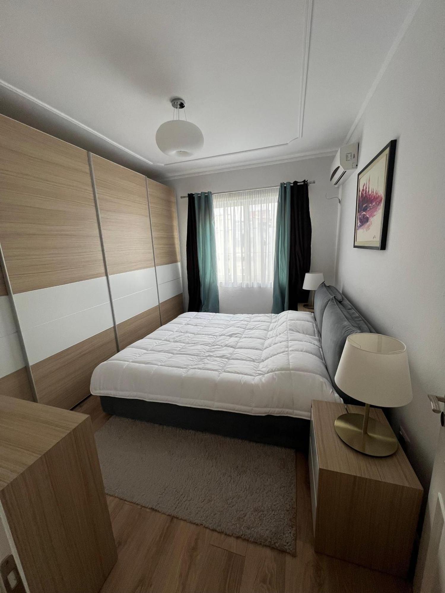 Apartment At Hana's Center *